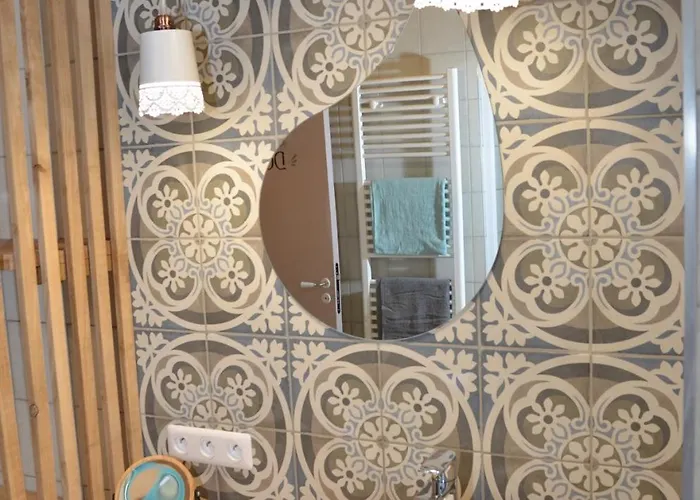 Joz Halte Bed & Breakfast 3*